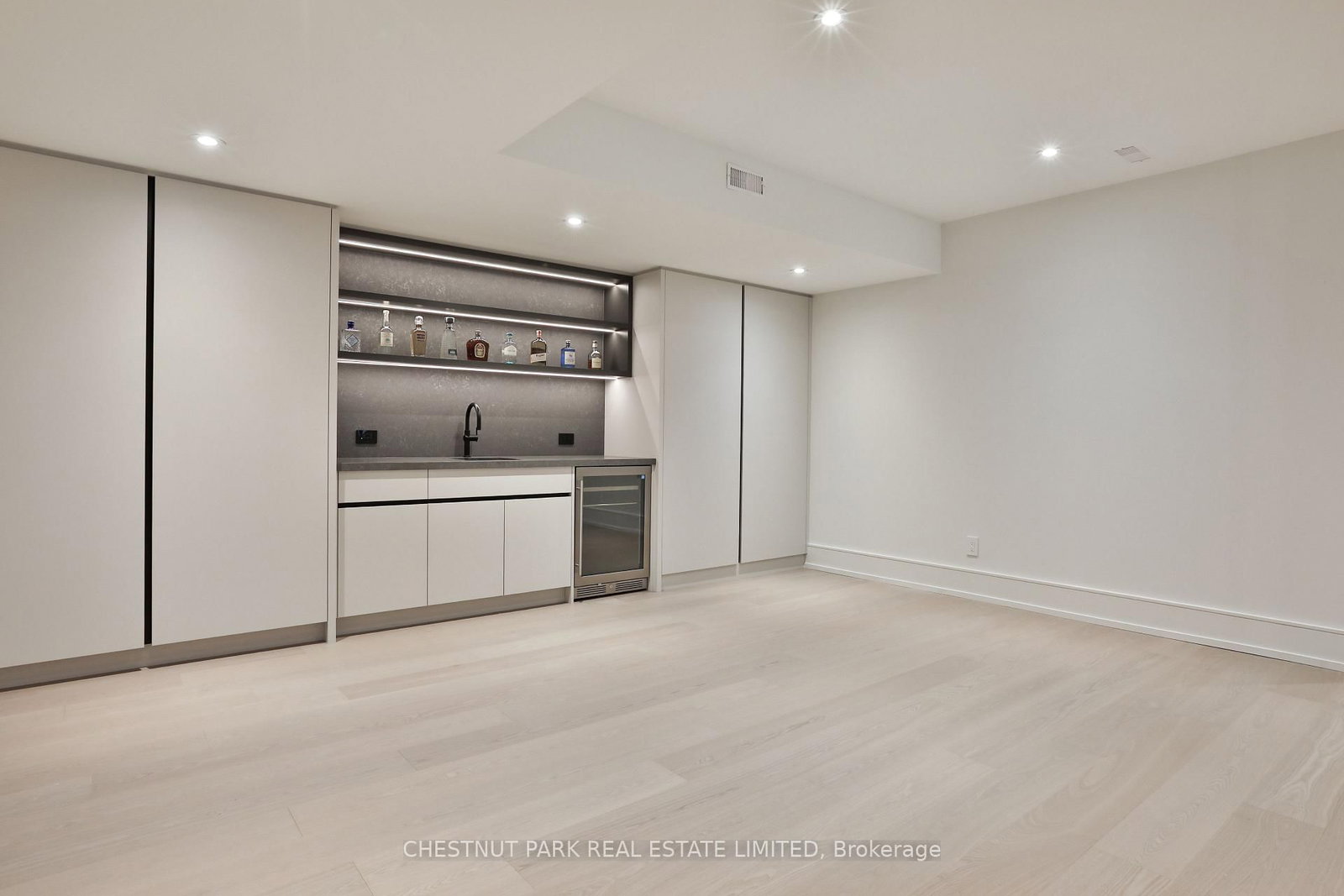2 Marchwood Drive • Toronto, ON photo 42