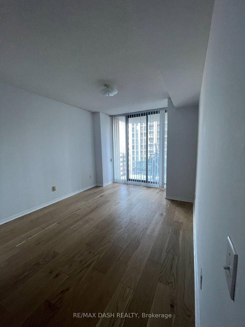 1210 - 750 Bay Street