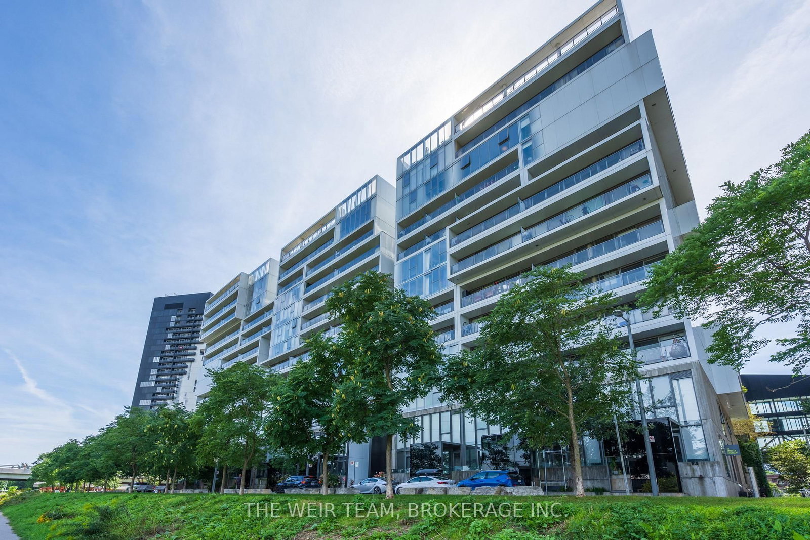 32 Trolley Crescent • Toronto, ON photo 1