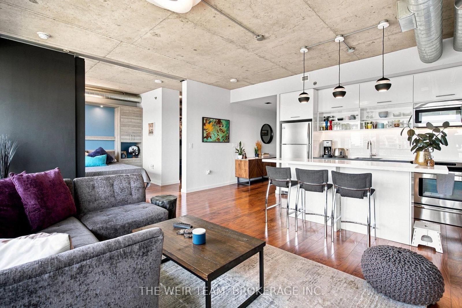 32 Trolley Crescent • Toronto, ON photo 13