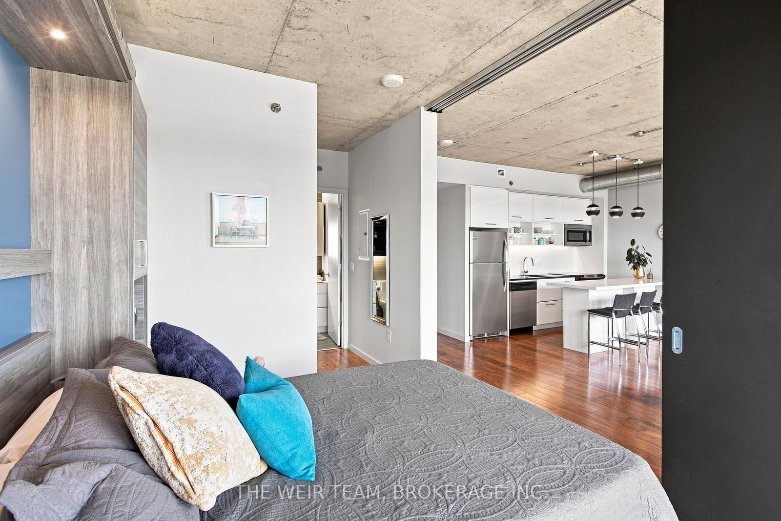 32 Trolley Crescent • Toronto, ON photo 25