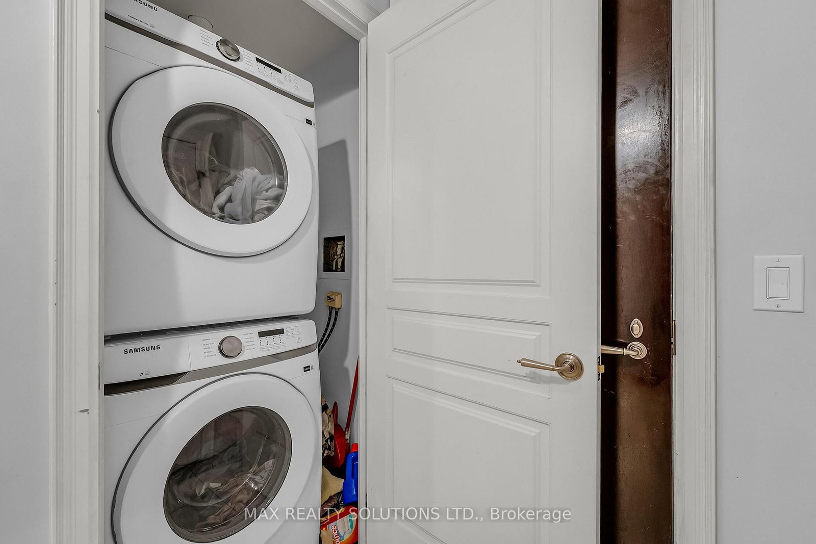 20 Burkebrook Place • #319 • Toronto, ON photo 24