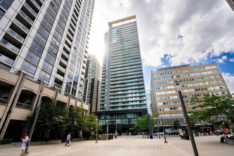 709 - 770 Bay Street