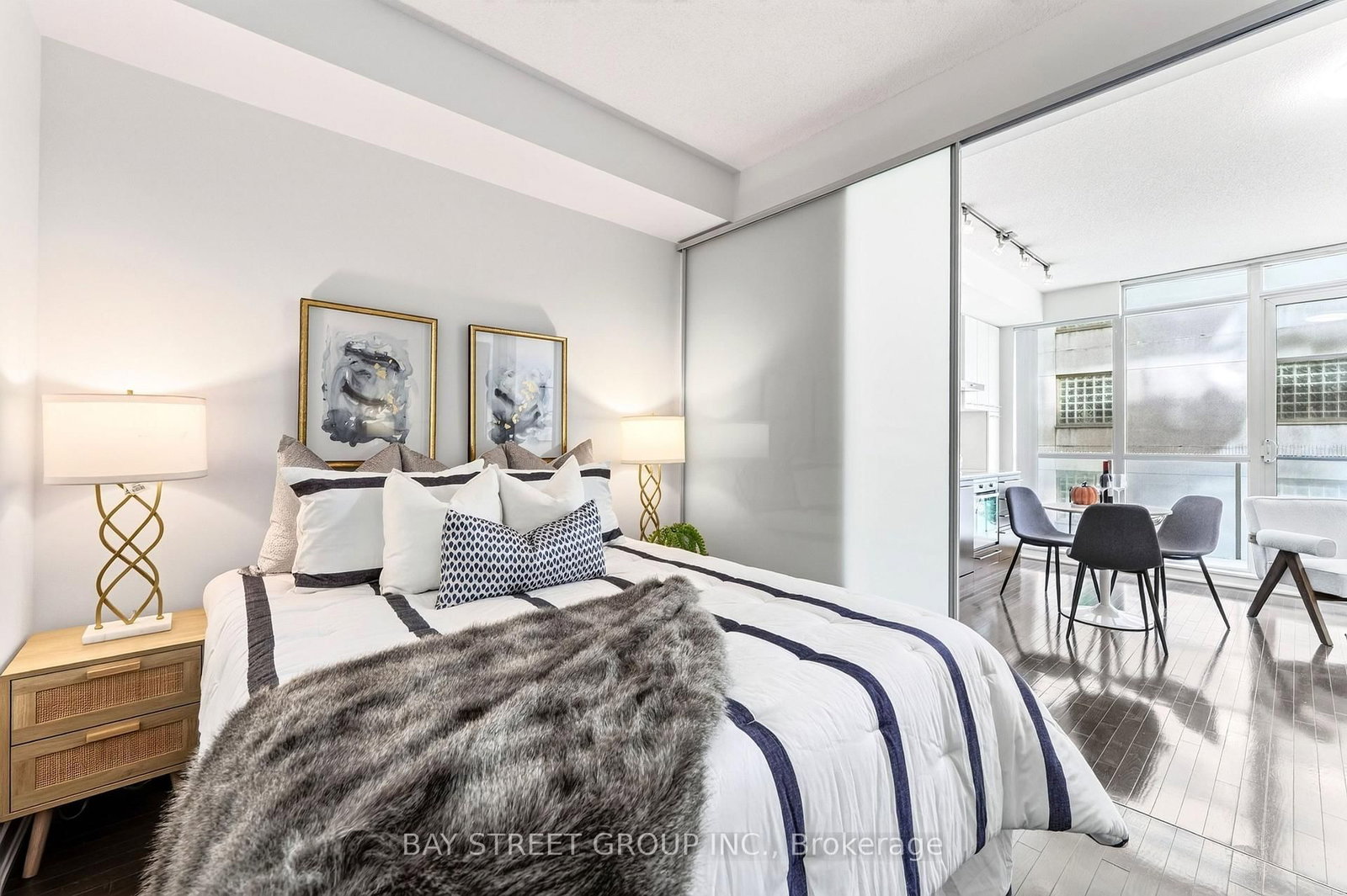 770 Bay Street • #709 • Toronto, ON photo 13
