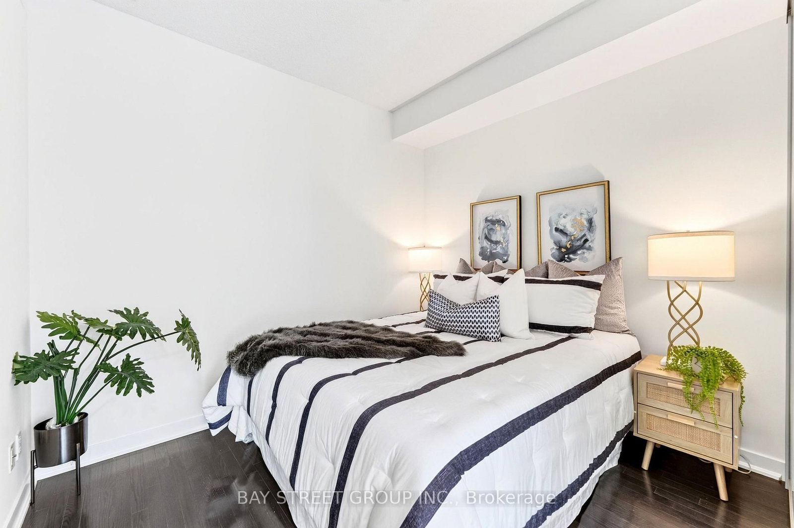 770 Bay Street • #709 • Toronto, ON photo 14