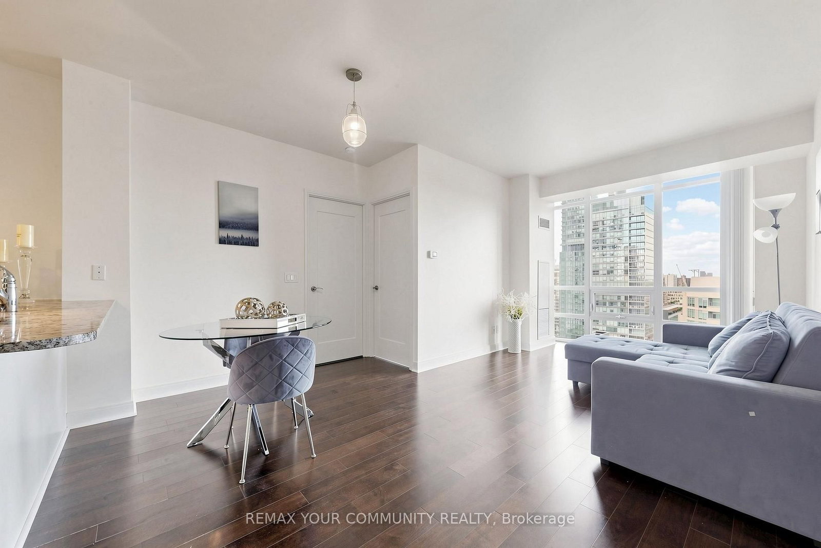825 Church Street • #2101 • Toronto, ON photo 9