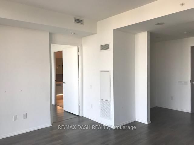 4811 - 45 Charles Street E