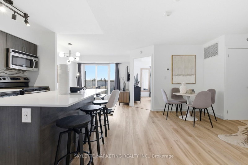 701 - 801 Sheppard Avenue W