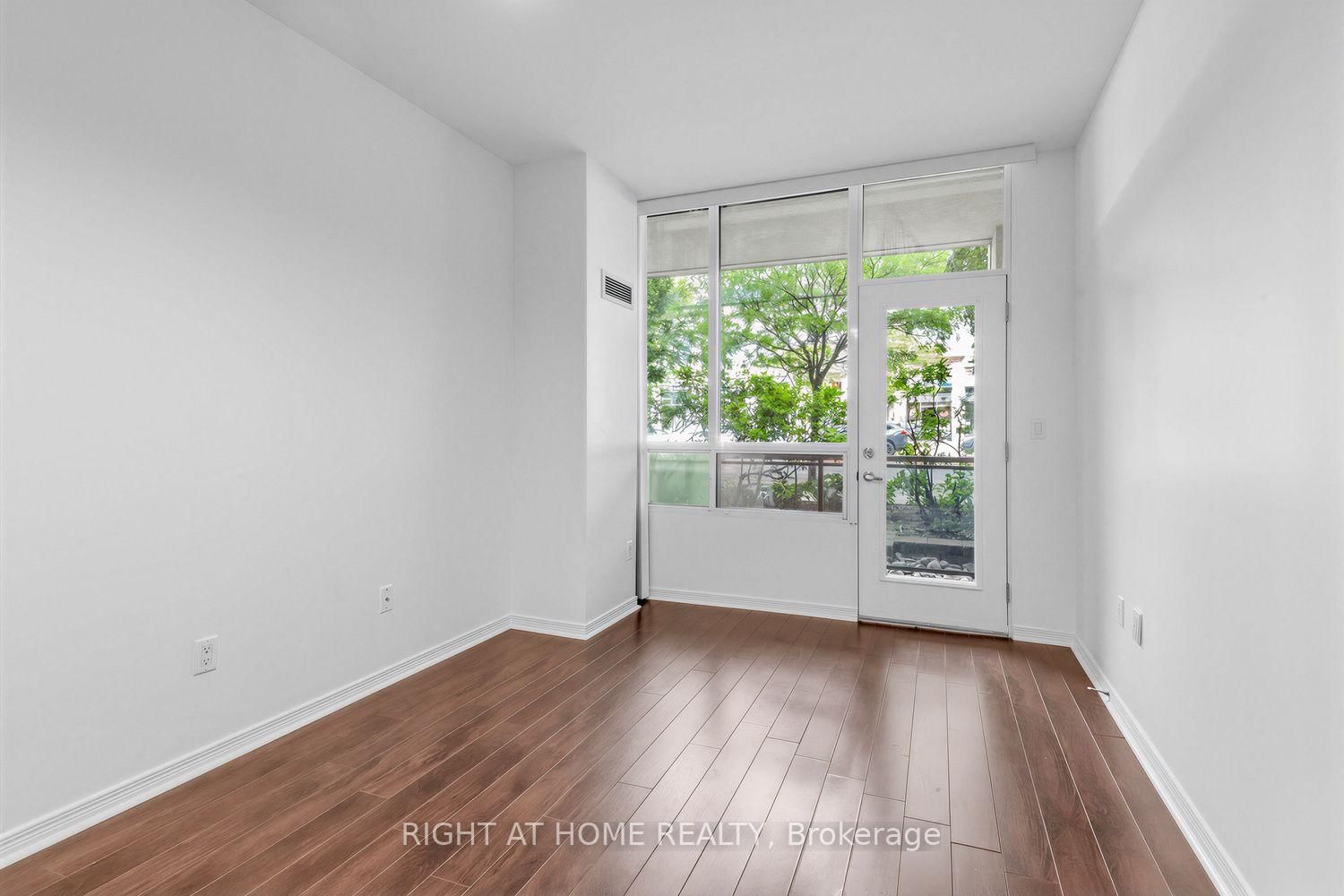 509 Beecroft Avenue • #107 • Toronto, ON photo 13