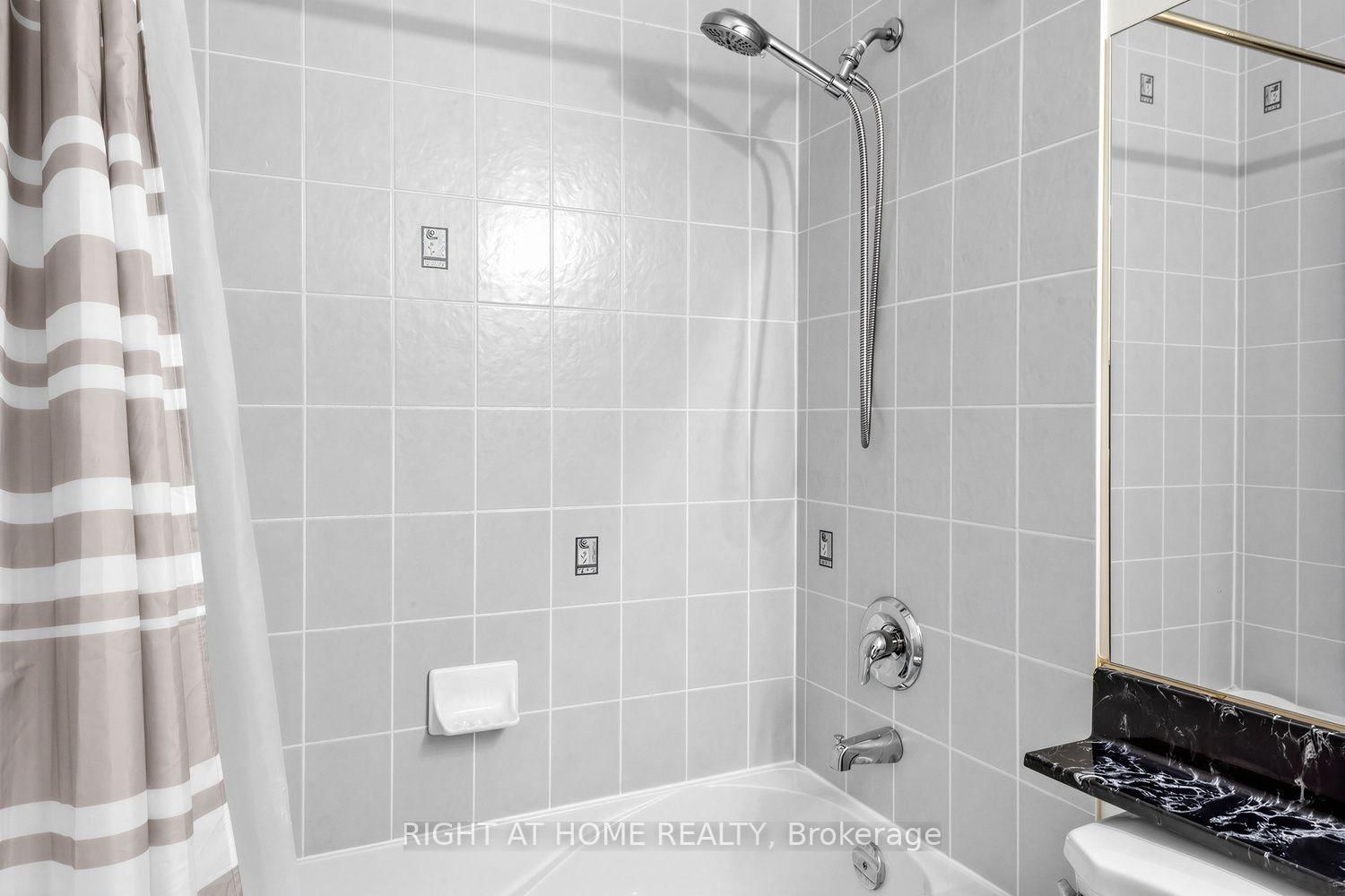 509 Beecroft Avenue • #107 • Toronto, ON photo 24