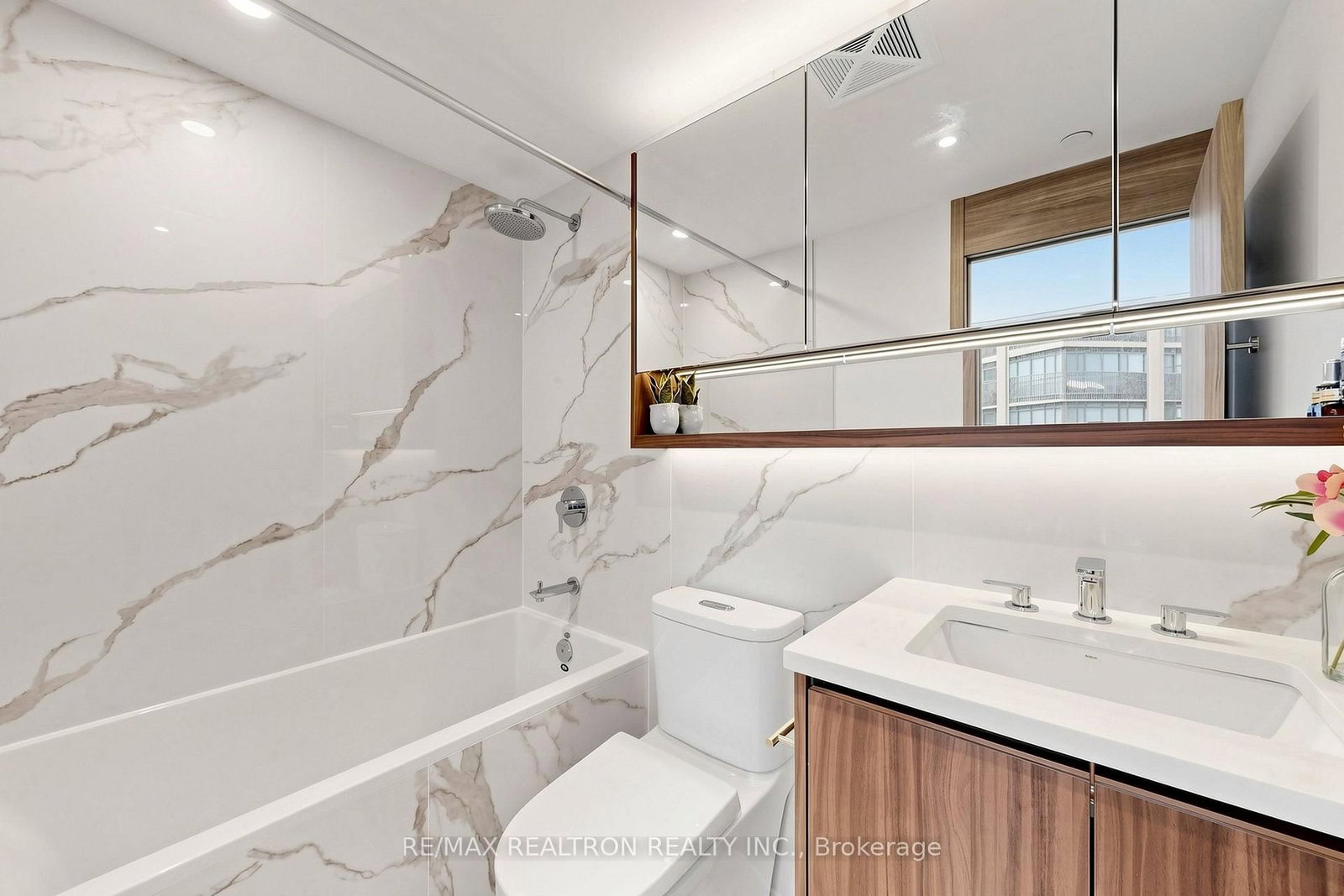 68 Esther Shiner Boulevard • #1102 • Toronto, ON photo 16