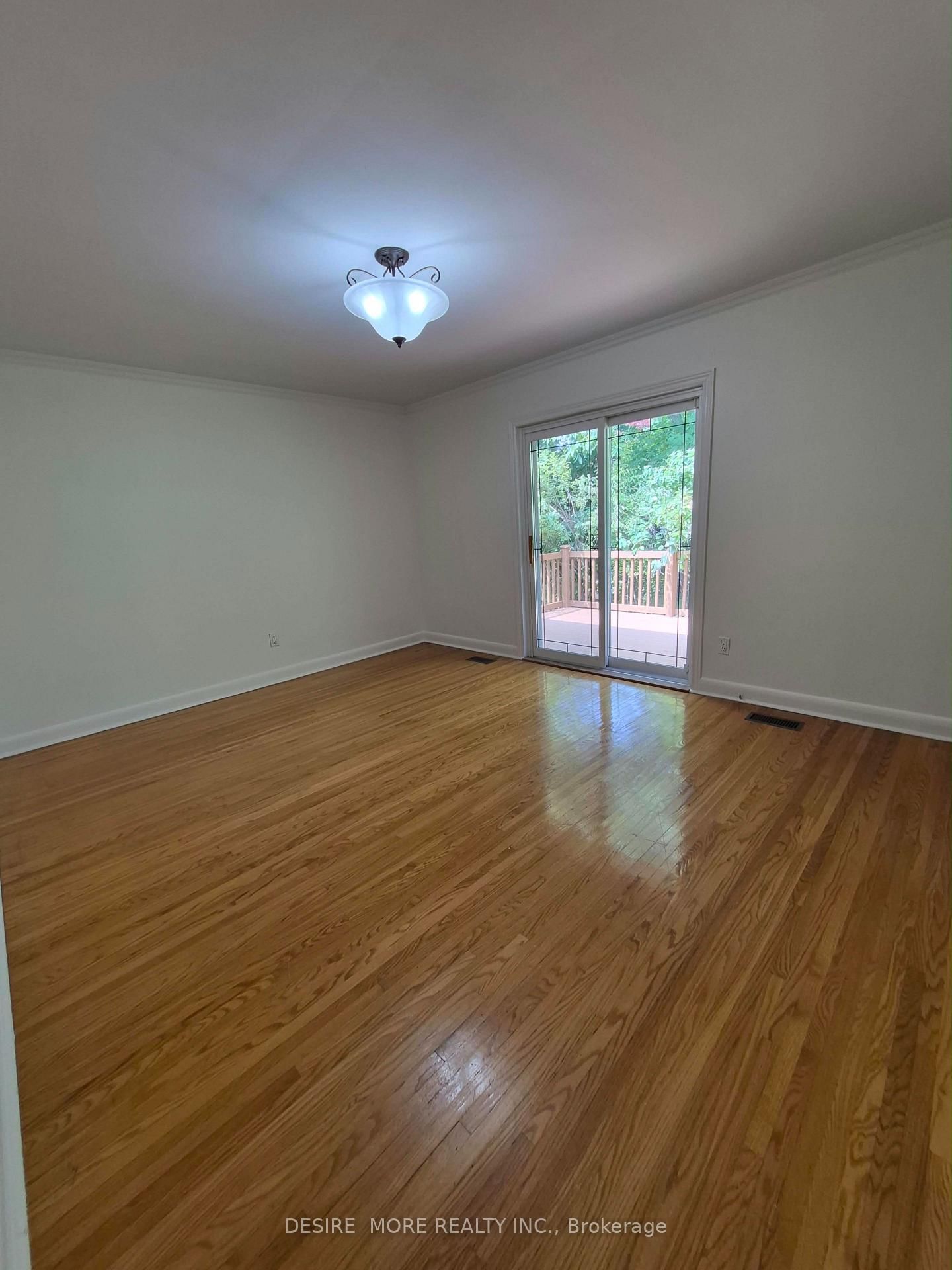 288 Betty Ann Drive • Toronto, ON photo 21