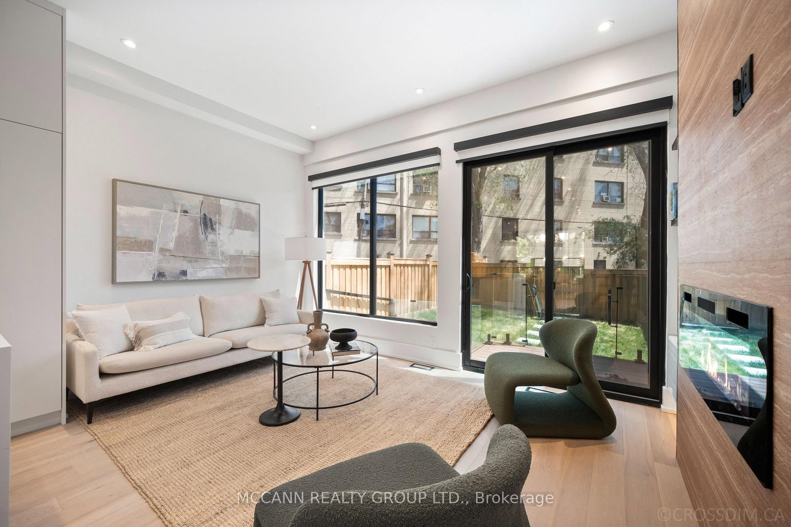 311 Wychwood Avenue • Toronto, ON photo 15
