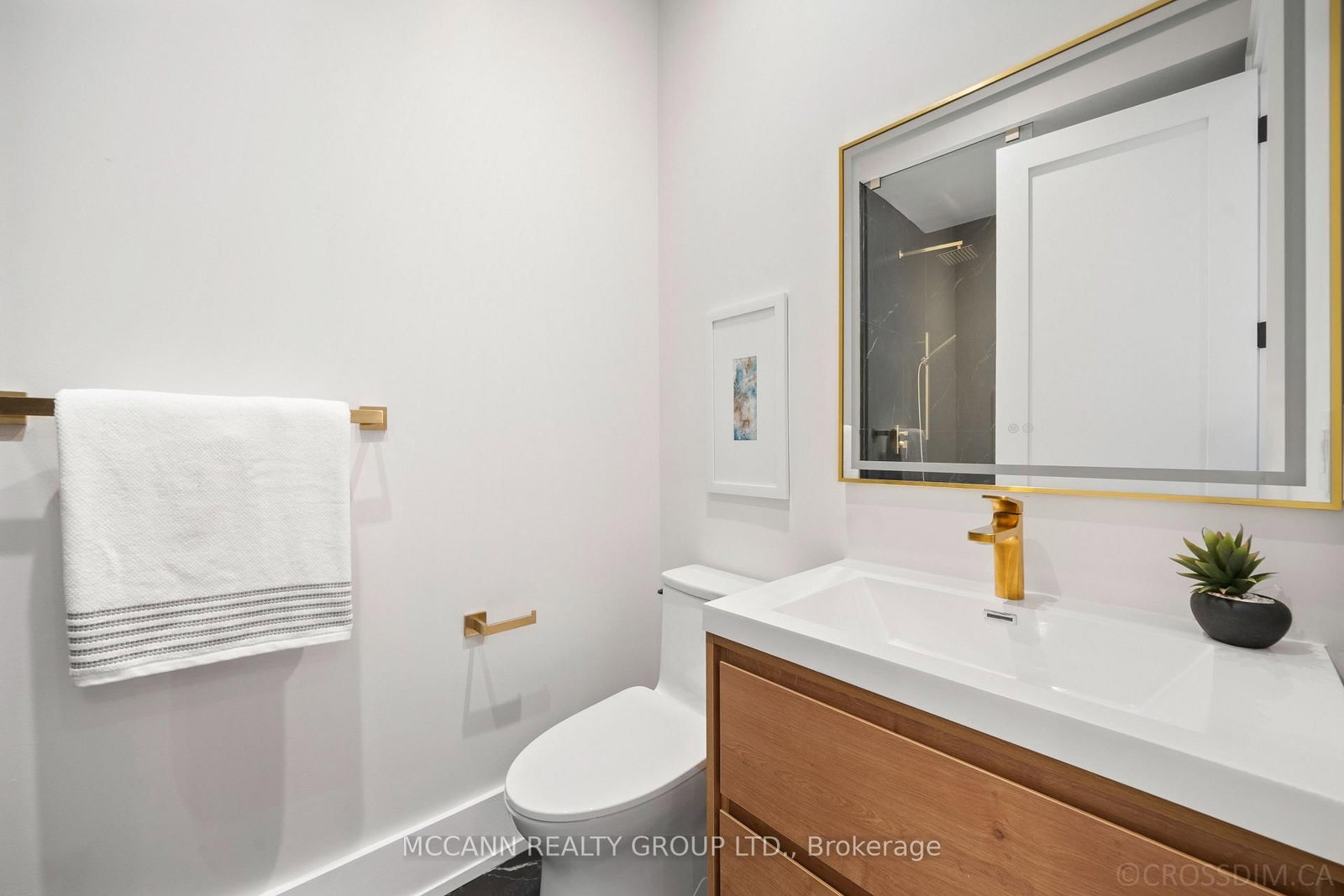 311 Wychwood Avenue • Toronto, ON photo 25
