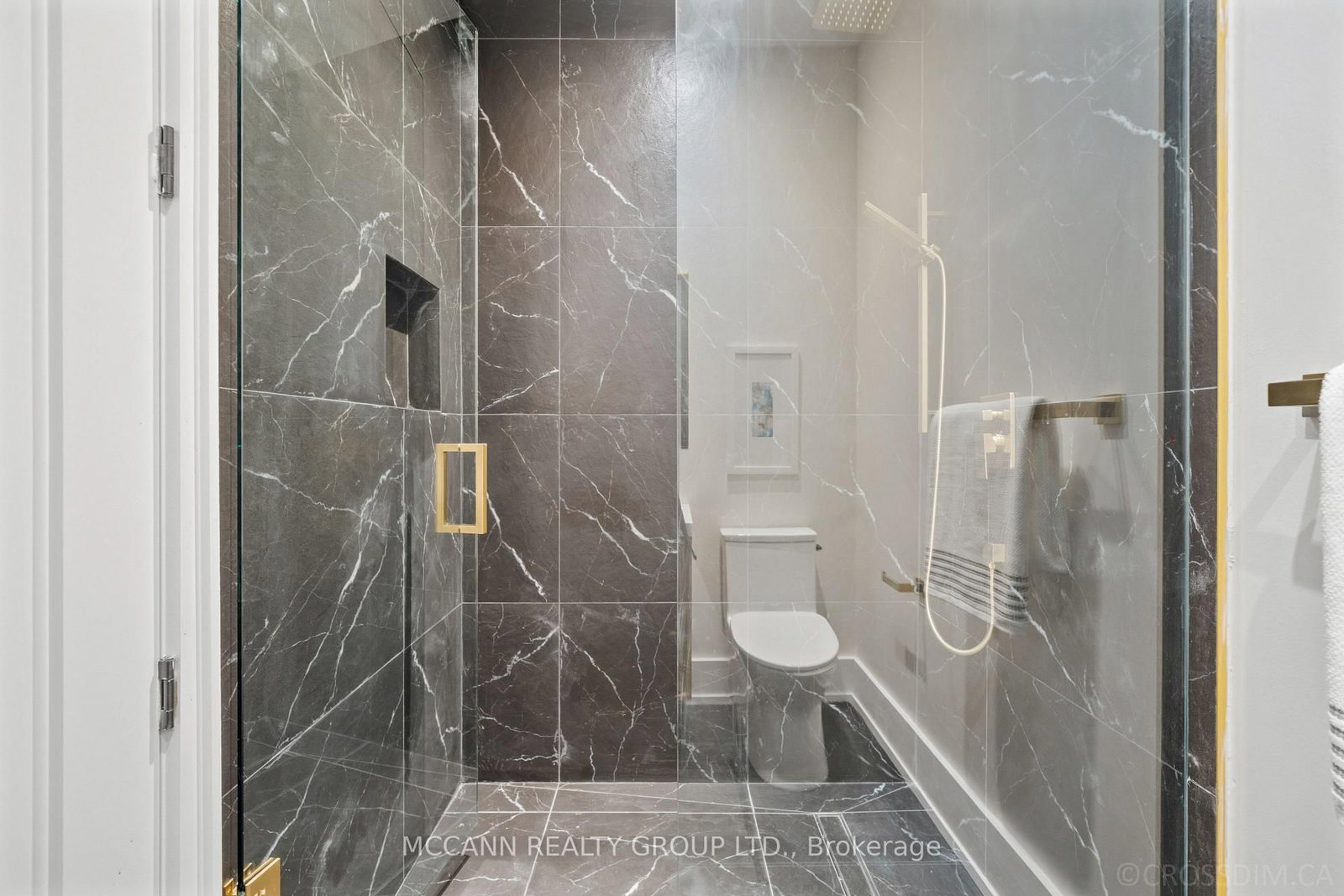 311 Wychwood Avenue • Toronto, ON photo 29