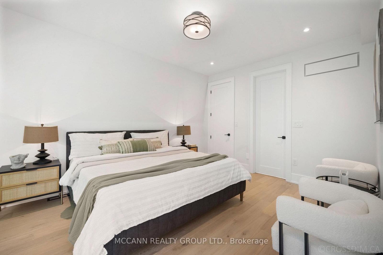 311 Wychwood Avenue • Toronto, ON photo 33