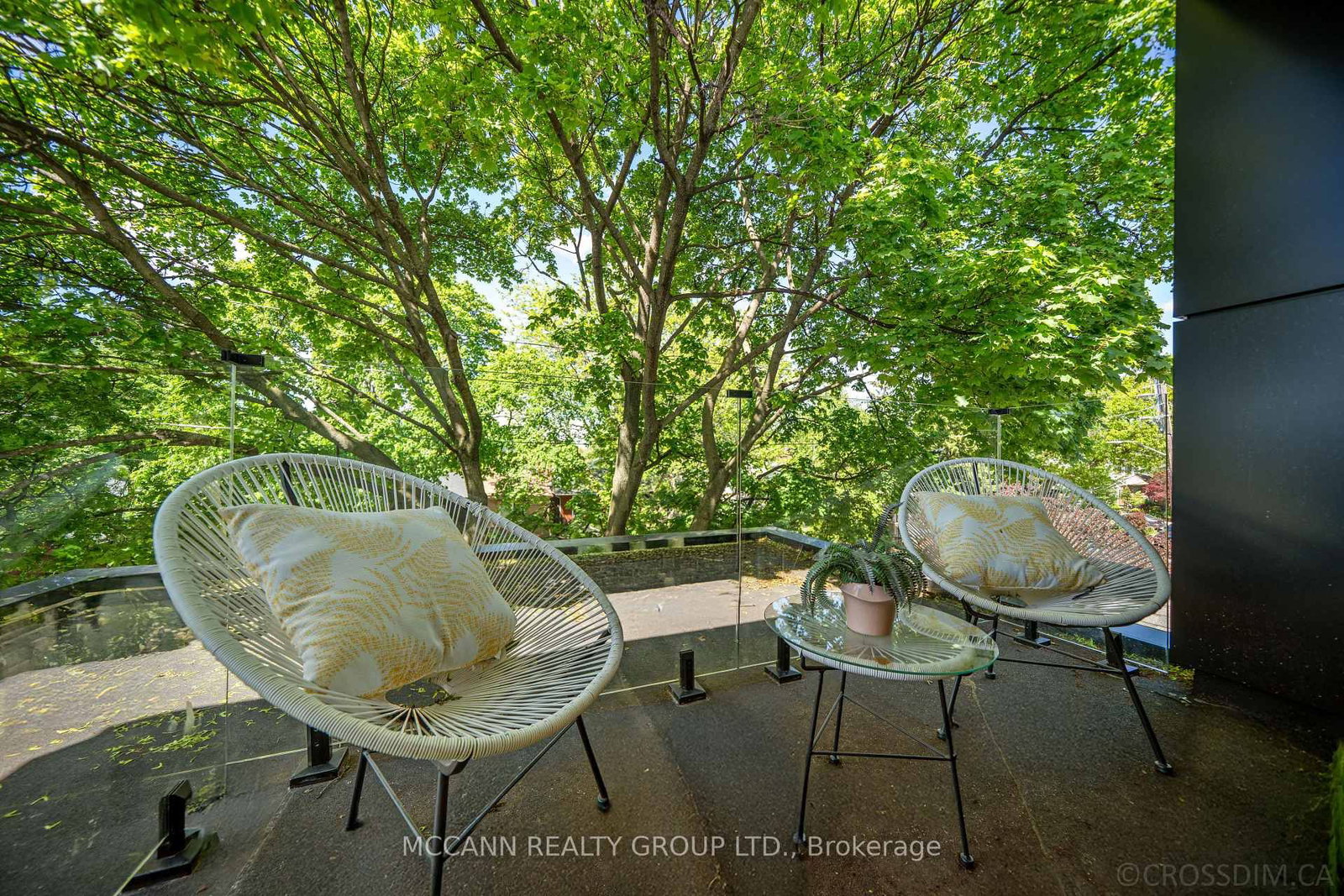 311 Wychwood Avenue • Toronto, ON photo 37