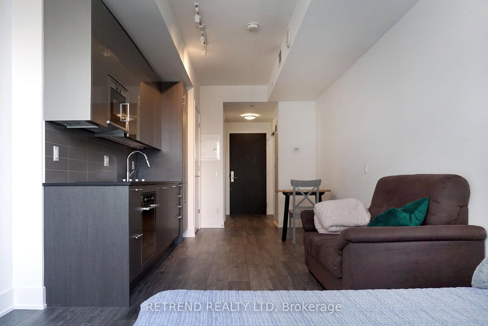 2206 - 403 Church Street, Toronto 4