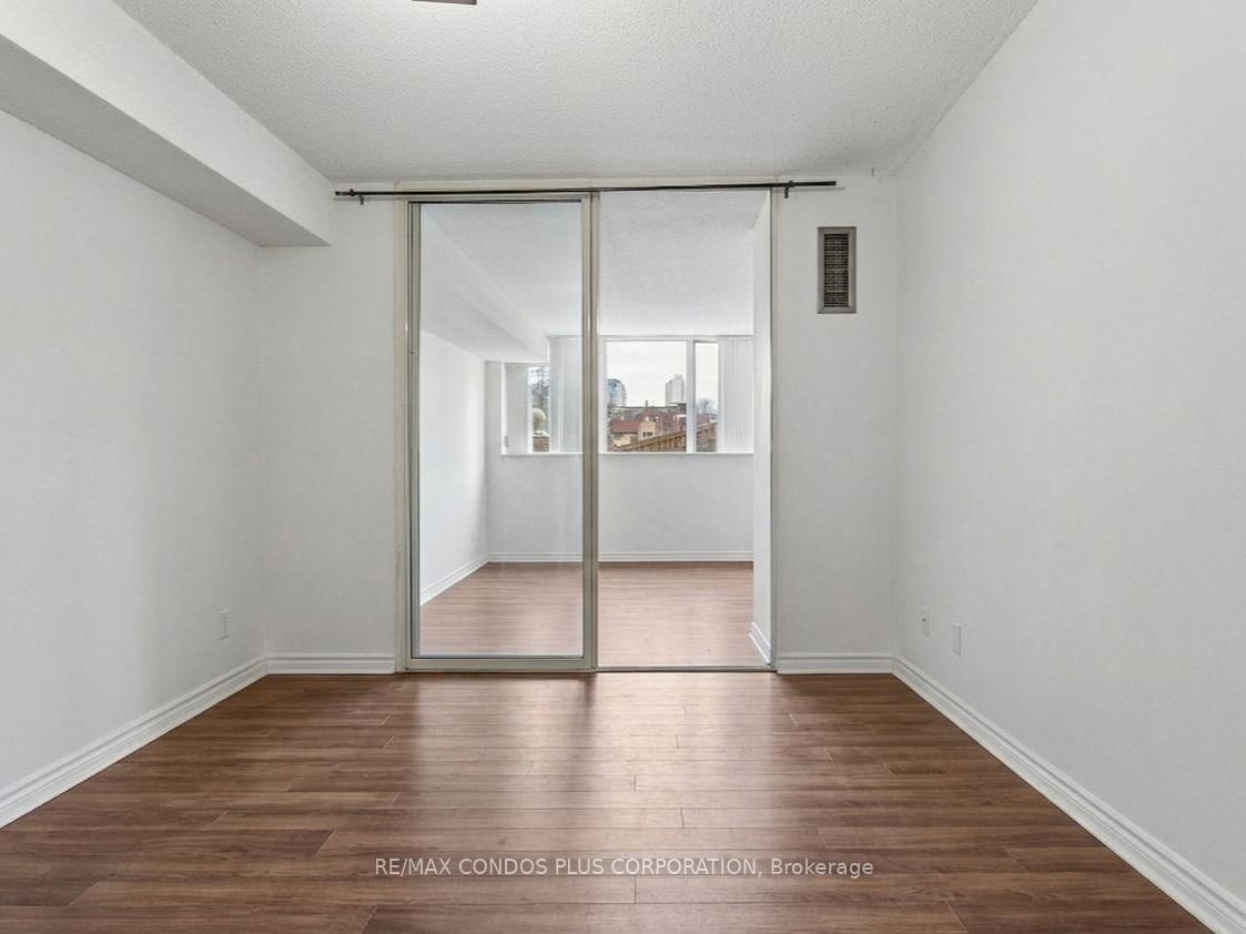 15 Maitland Place • #204 • Toronto, ON photo 18