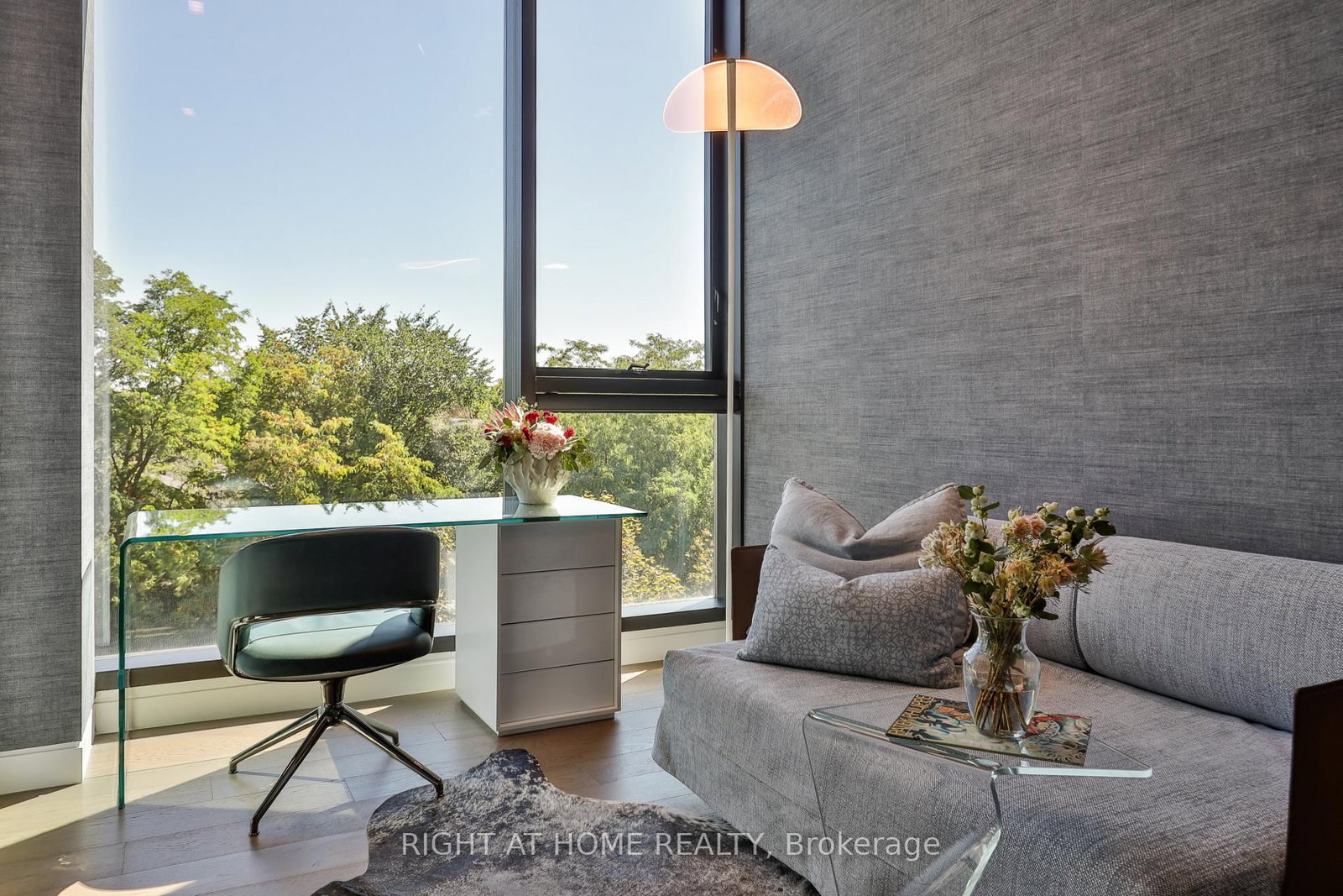 1 Roxborough Street E • #501 • Toronto, ON photo 19