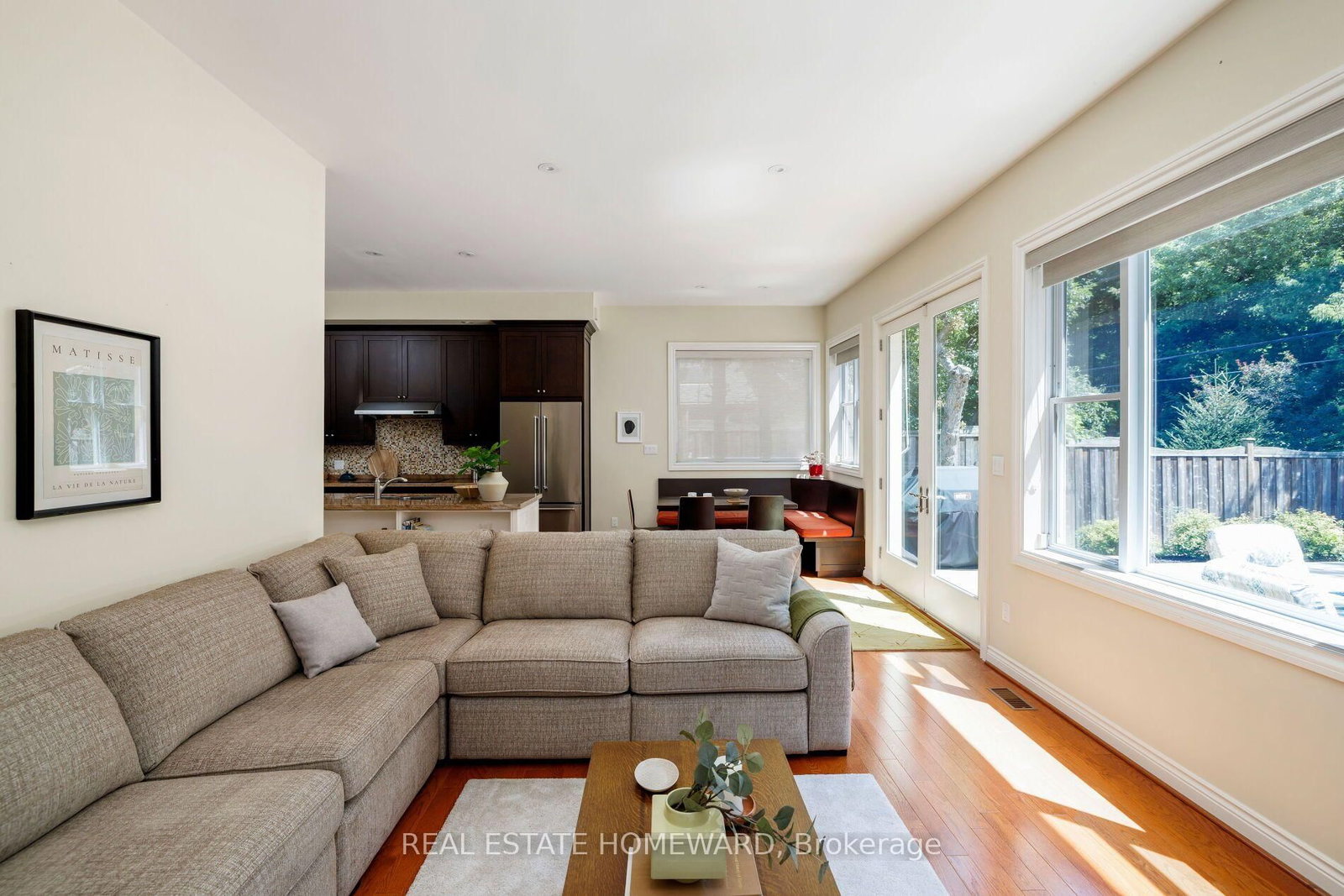 25 Talwood Drive • Toronto, ON photo 12