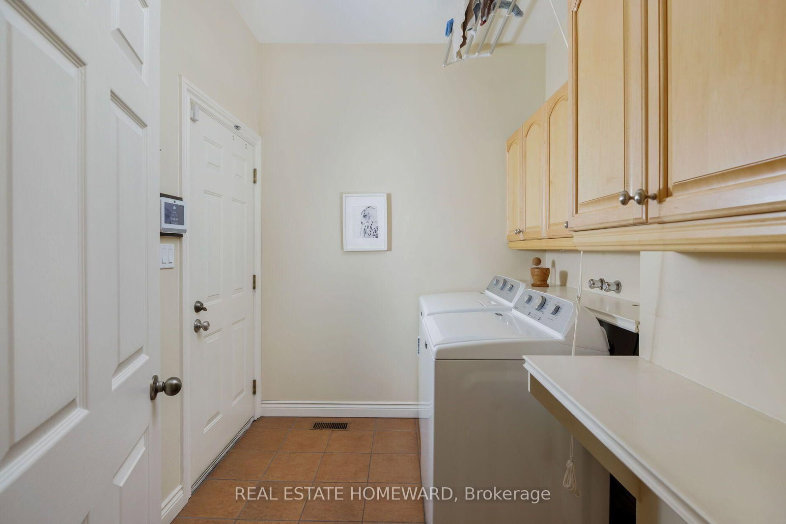 25 Talwood Drive • Toronto, ON photo 13