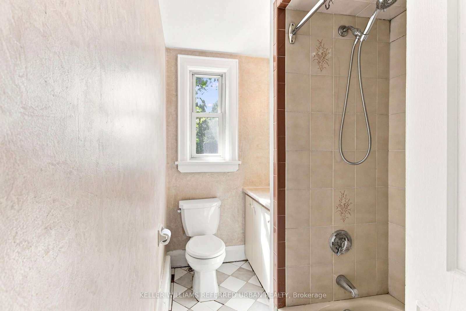 310 Vaughan Road • Toronto, ON photo 12