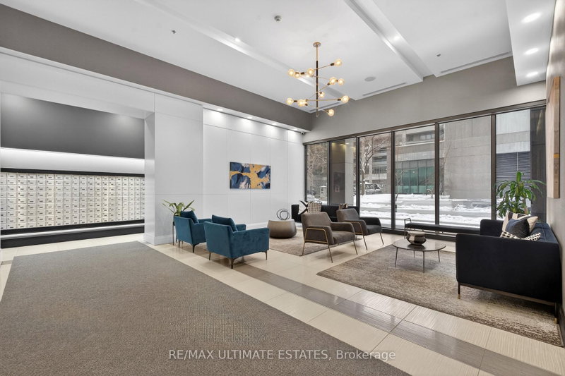 2205 - 19 Grand Trunk Crescent