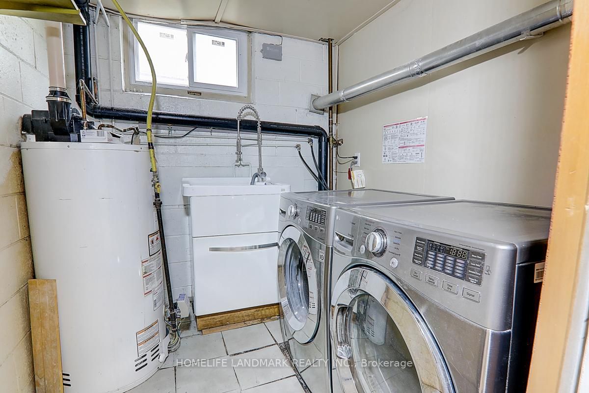 367 Cummer Avenue • Toronto, ON photo 39