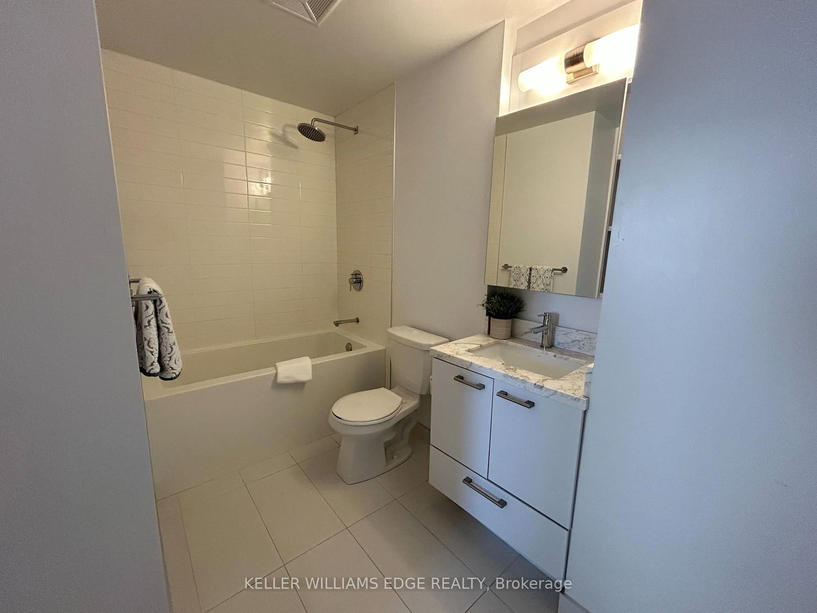 2221 Yonge Street • #809 • Toronto, ON photo 11
