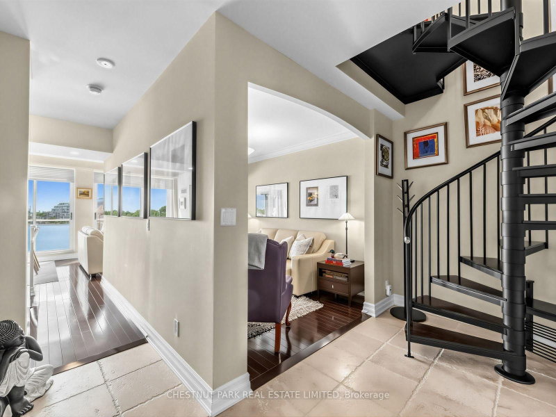 PH 802 - 1801 Bayview Avenue