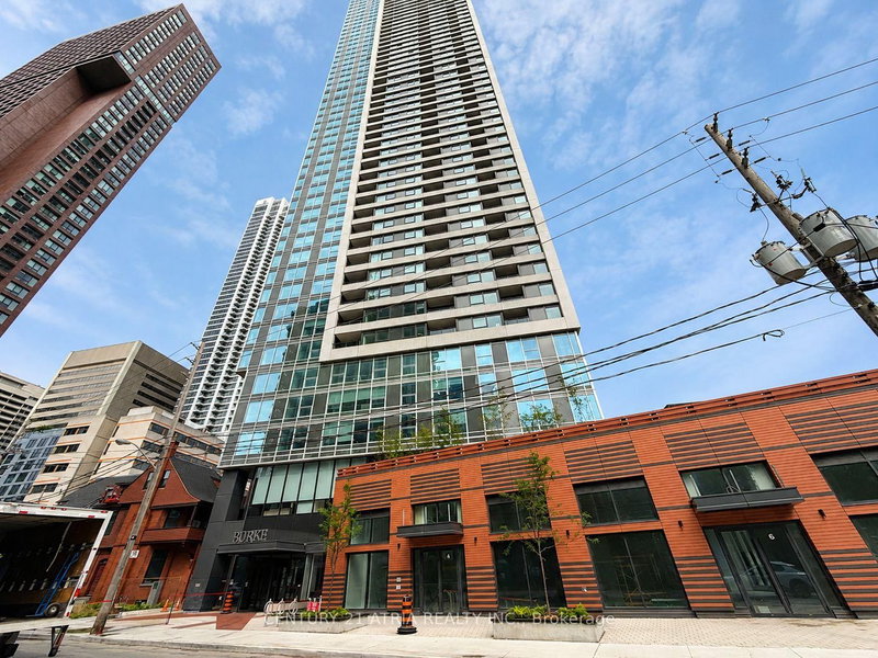 2507 - 609 Sherbourne Street