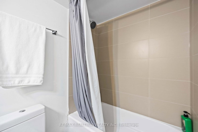 155 Yorkville Toronto,ON M5R 0B4 — Photo 21