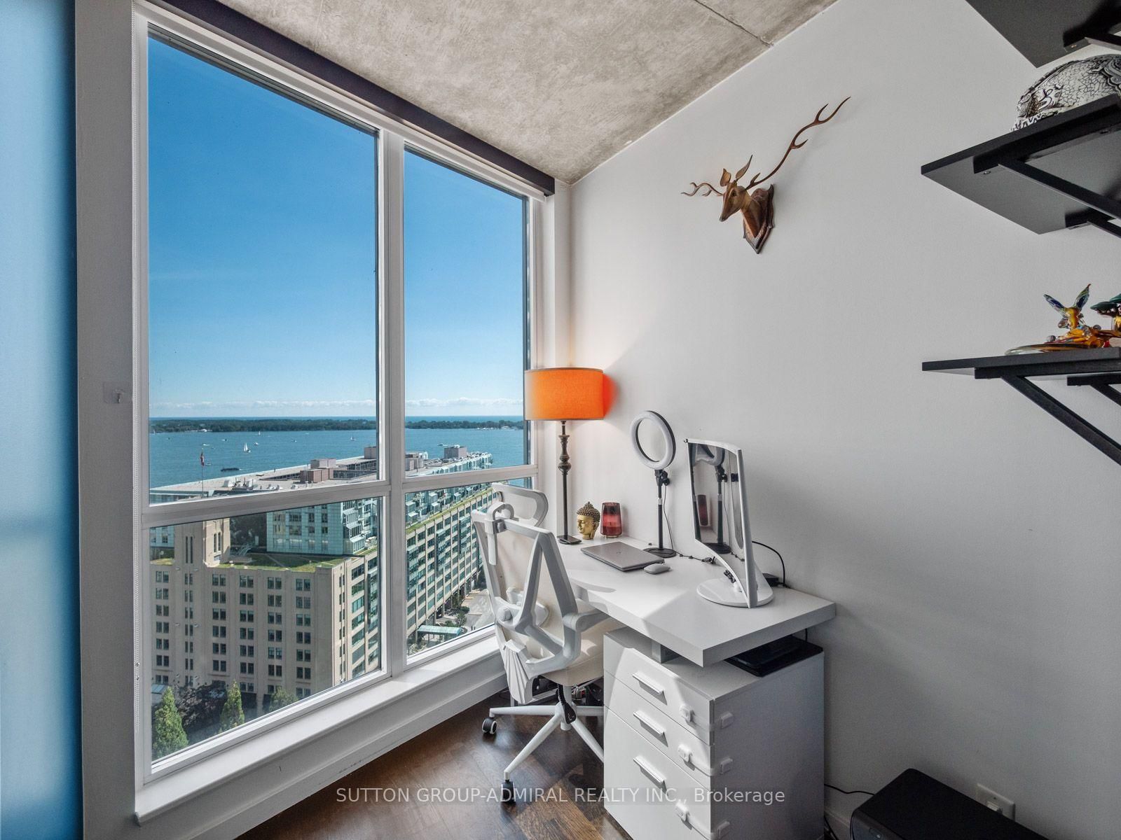 218 Queens Quay Boulevard W • #2103 • Toronto, ON photo 12