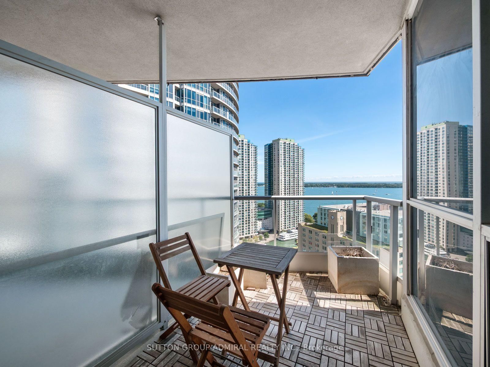 218 Queens Quay Boulevard W • #2103 • Toronto, ON photo 15