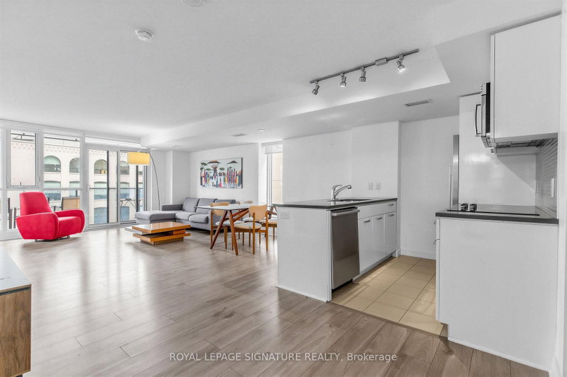 414 - 295 Adelaide Street W
