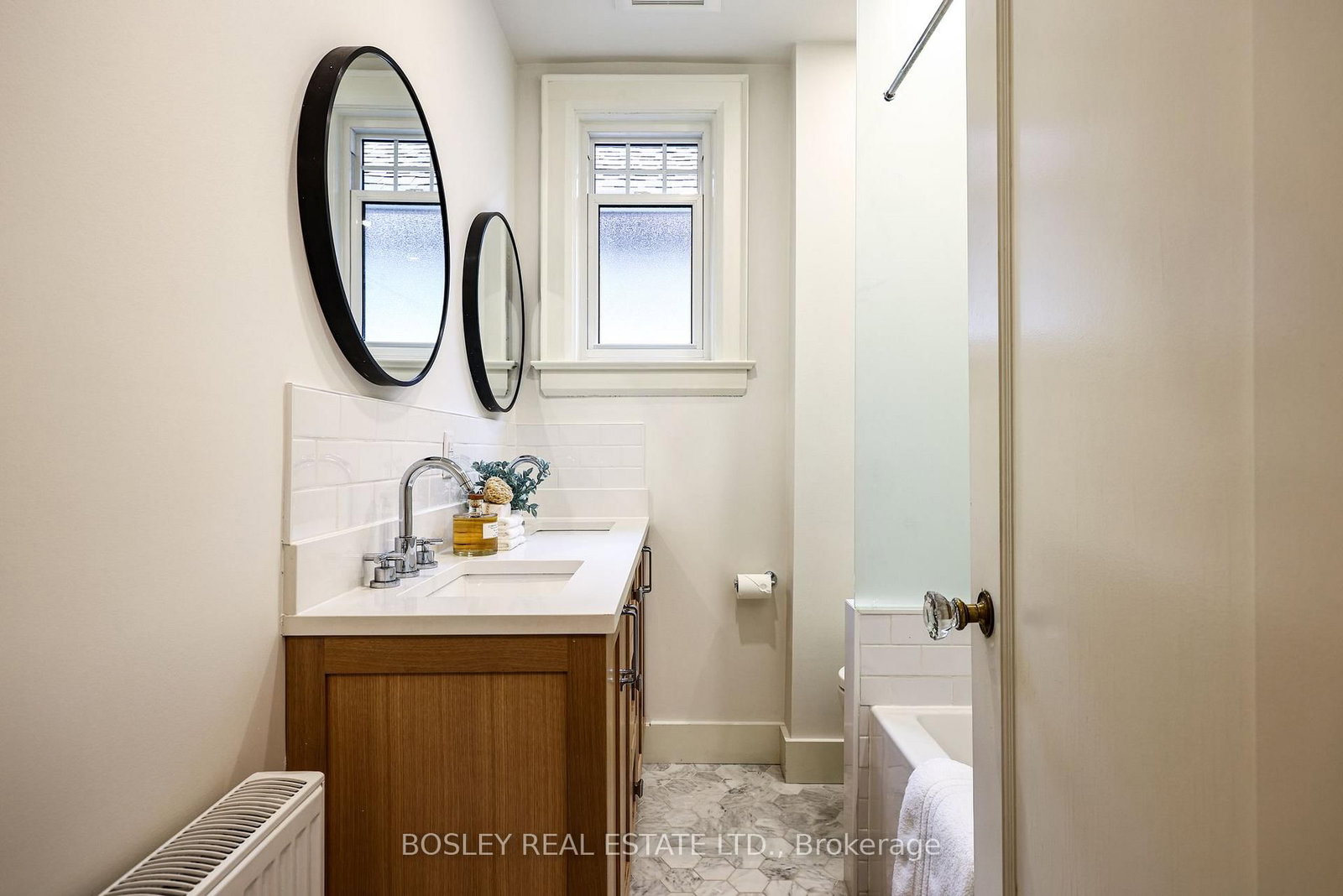 149 Lascelles Boulevard • Toronto, ON photo 24