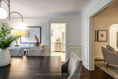 149 Lascelles Boulevard • Toronto, ON photo 9