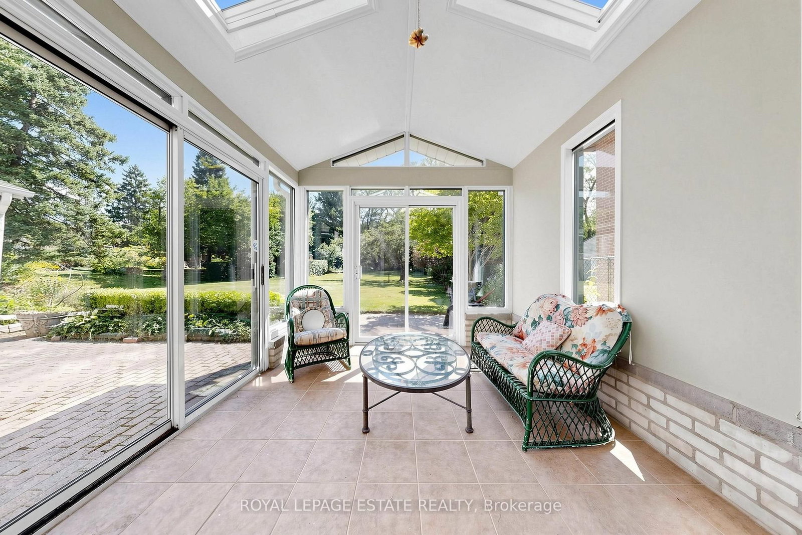 7 Longhope Place • Toronto, ON photo 18