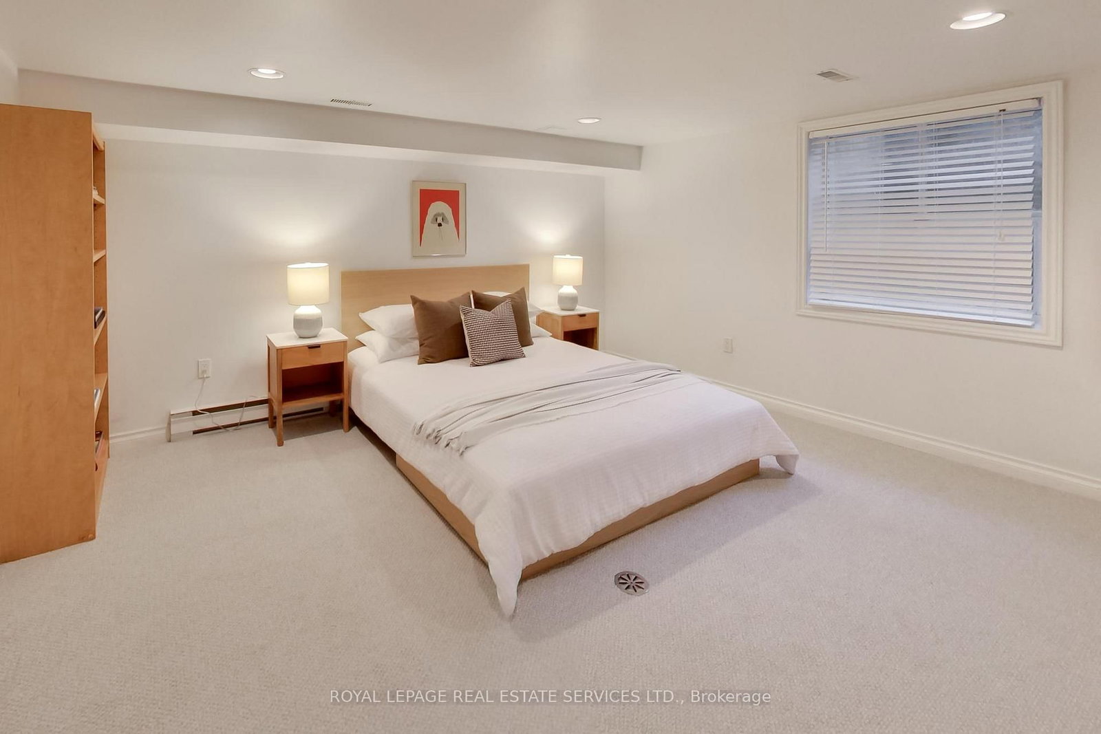 738 Huron Street • Toronto, ON photo 32