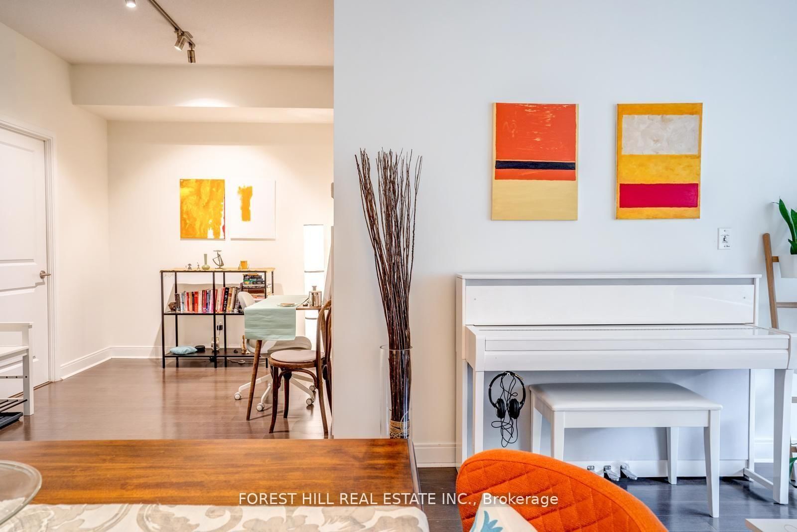 21 Scollard Street • #103 • Toronto, ON photo 13