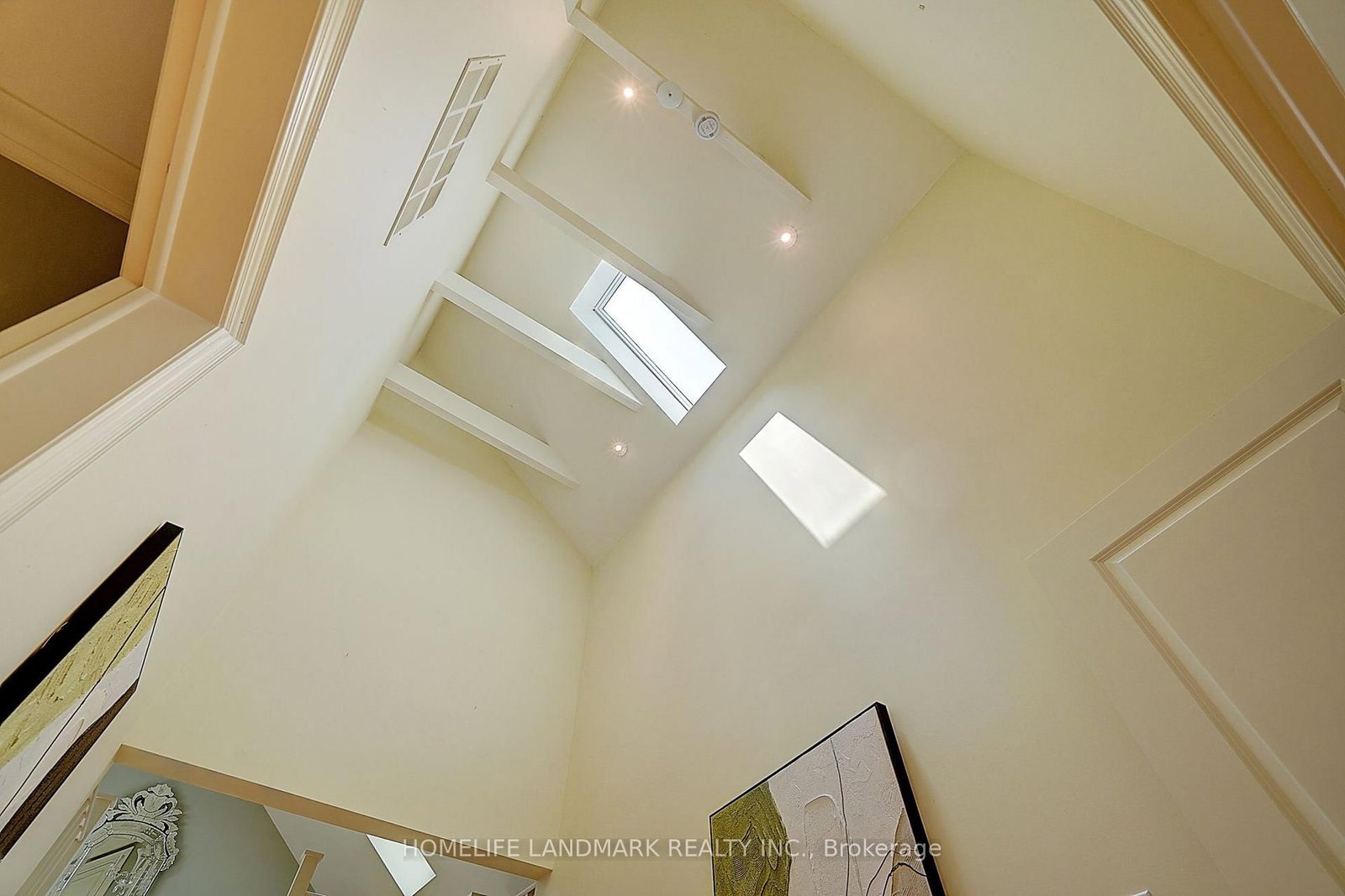 108 Empress Avenue • Toronto, ON photo 25
