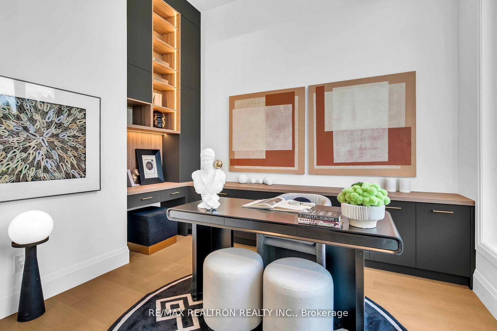 35 Foxwarren Drive • Toronto, ON photo 11