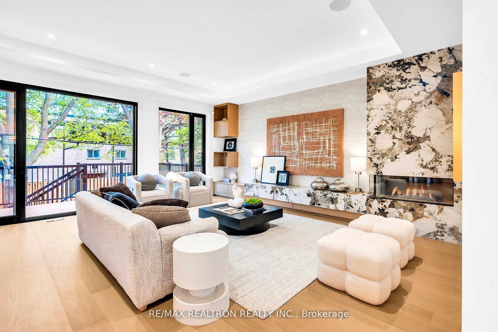 35 Foxwarren Drive • Toronto, ON photo 21