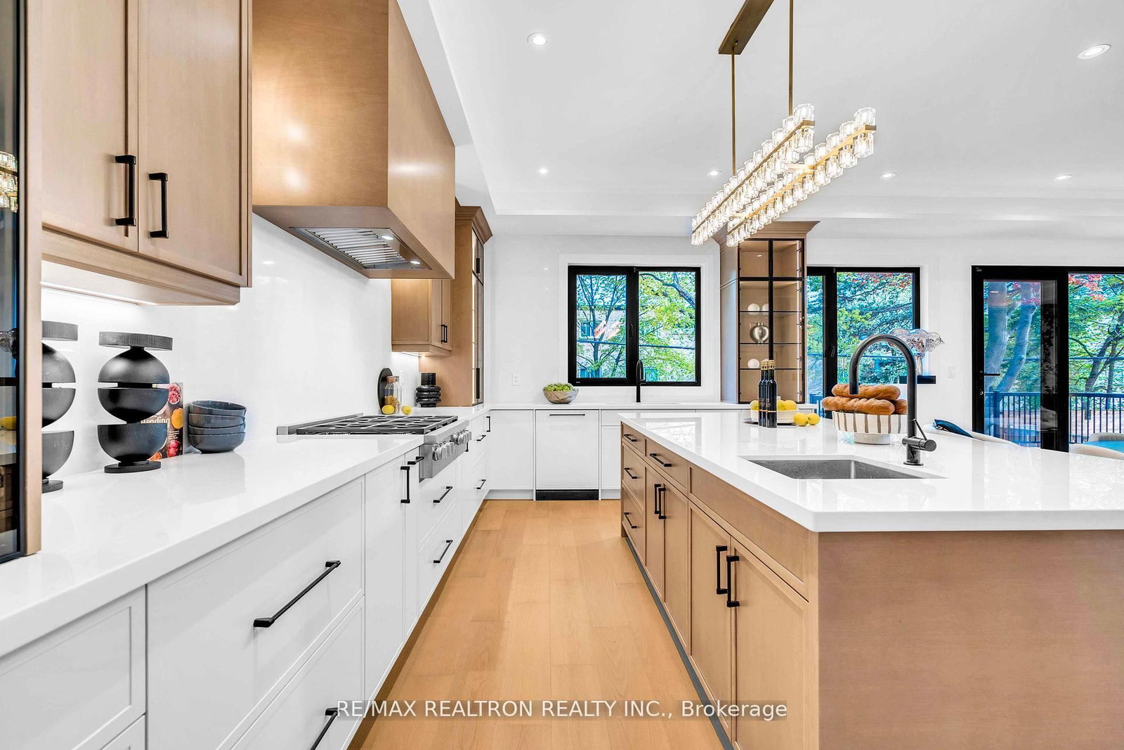 35 Foxwarren Drive • Toronto, ON photo 25