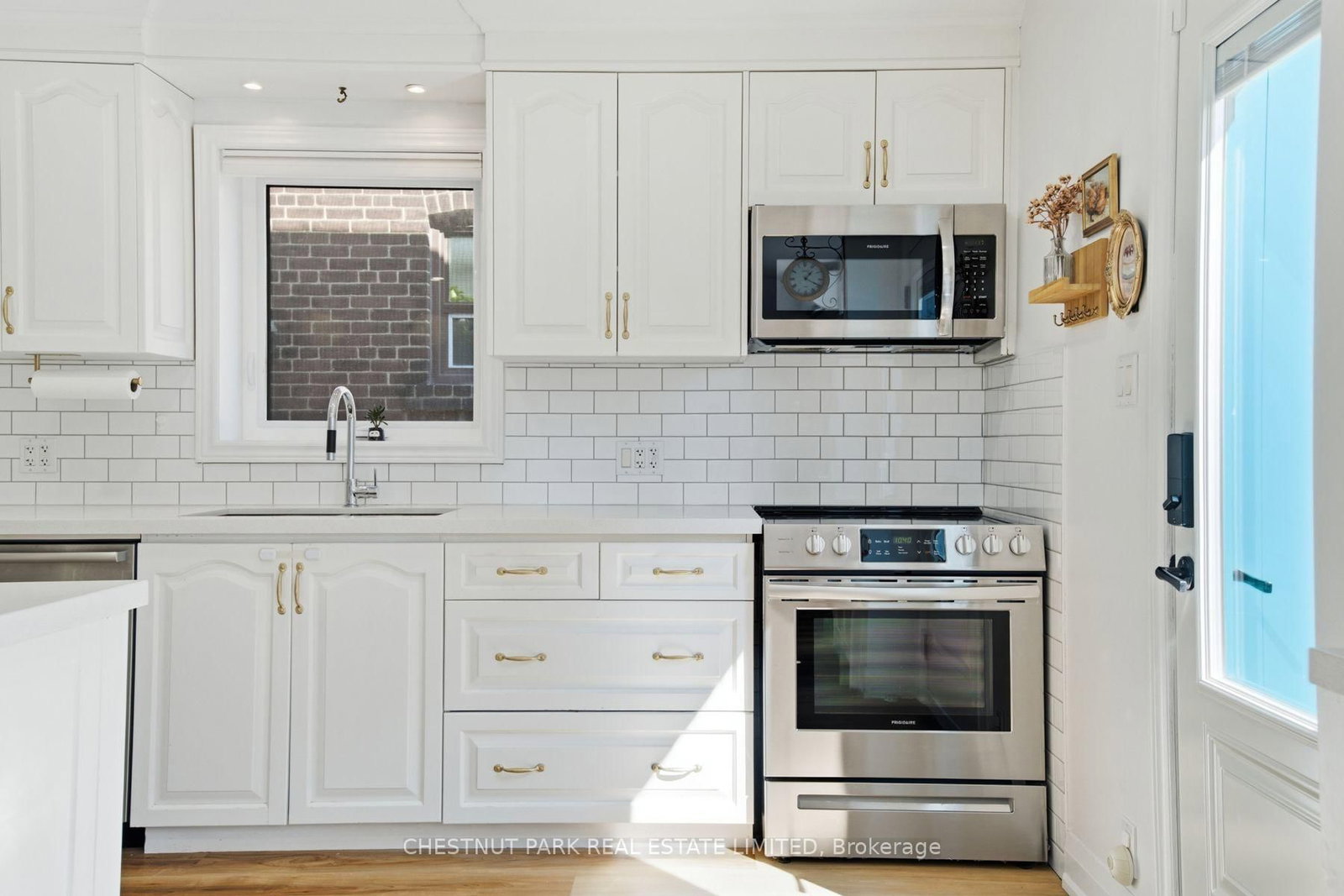 465 Oakwood Avenue • Toronto, ON photo 16
