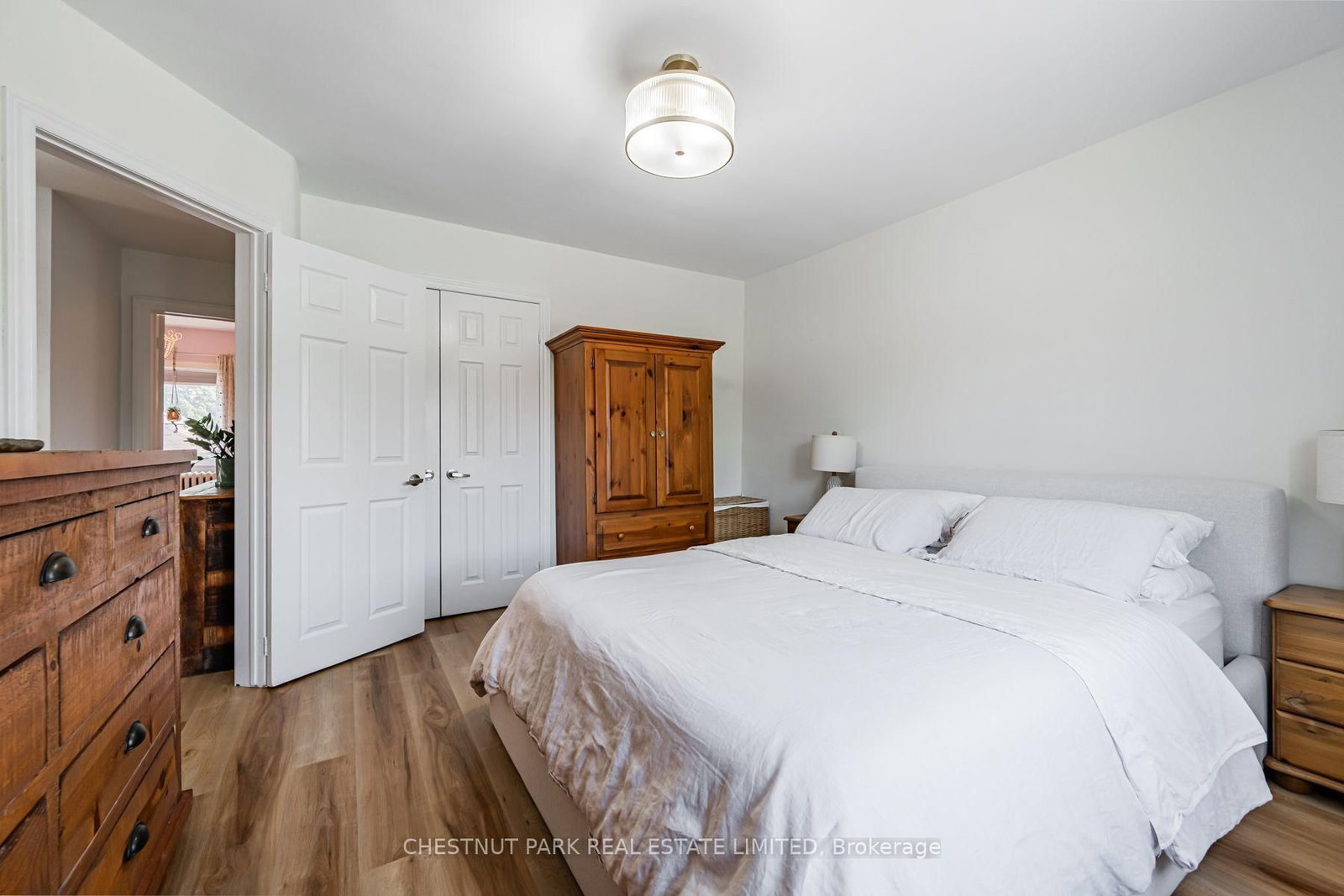 465 Oakwood Avenue • Toronto, ON photo 23