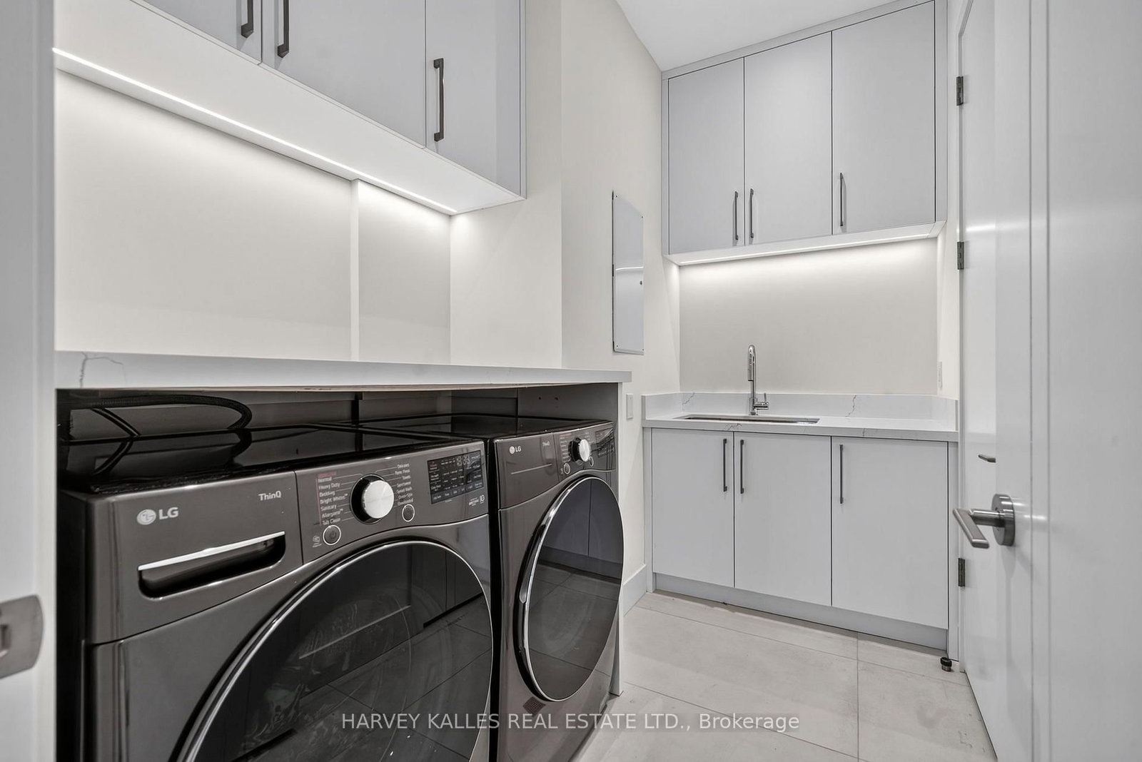451 Cranbrooke Avenue • Toronto, ON photo 26