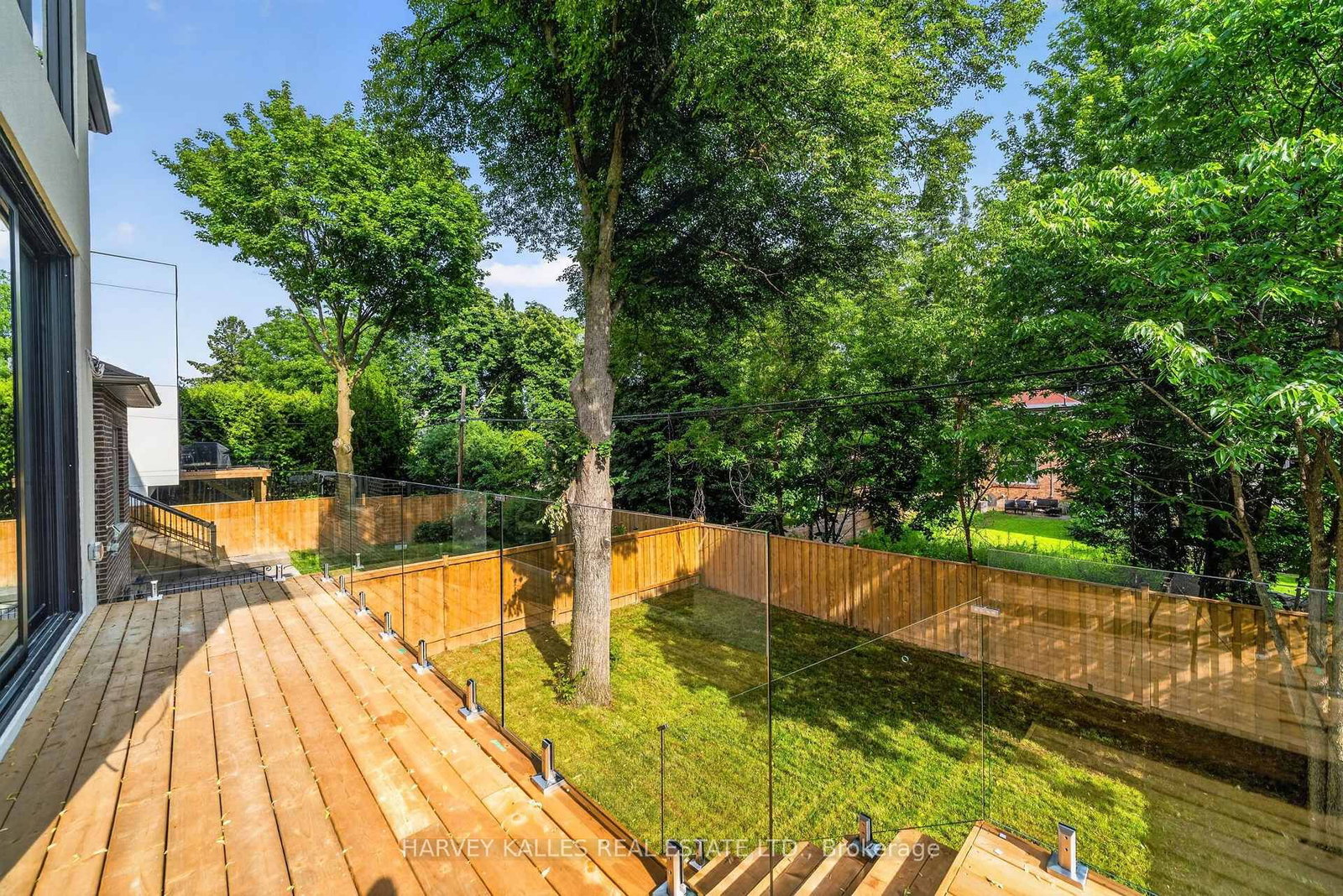 451 Cranbrooke Avenue • Toronto, ON photo 27