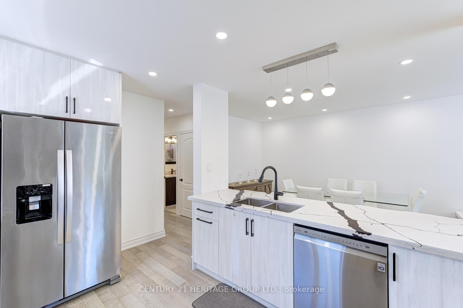 117 Marbury Crescent • Toronto, ON photo 19